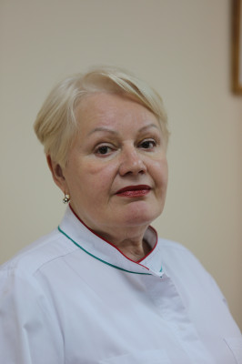 Заместитель главного врача по поликлинической работе Назмутдинова Светлана Викторовна